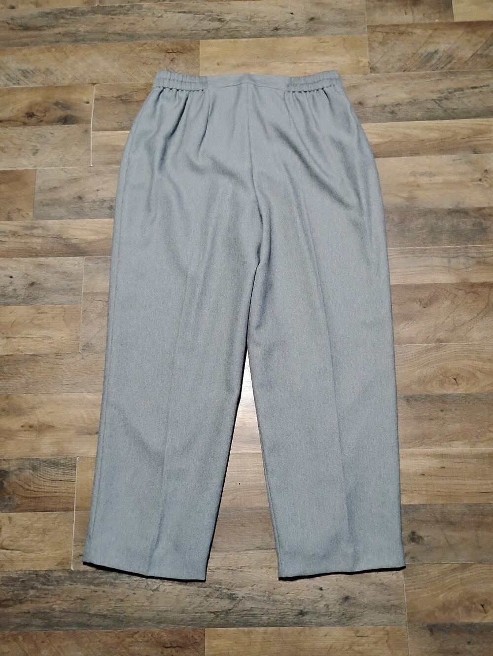 Giorgio Sant Angelo EUC Classic Gray Pant Suit Women's Size: 14W - Picture 5 of 7